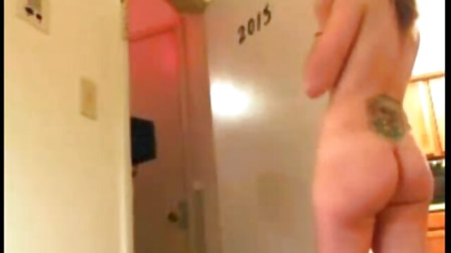 アダルト登録なし  中断された従順は荒いセックスの前に雄鶏を吸う。 女性 が 好む エロ 動画